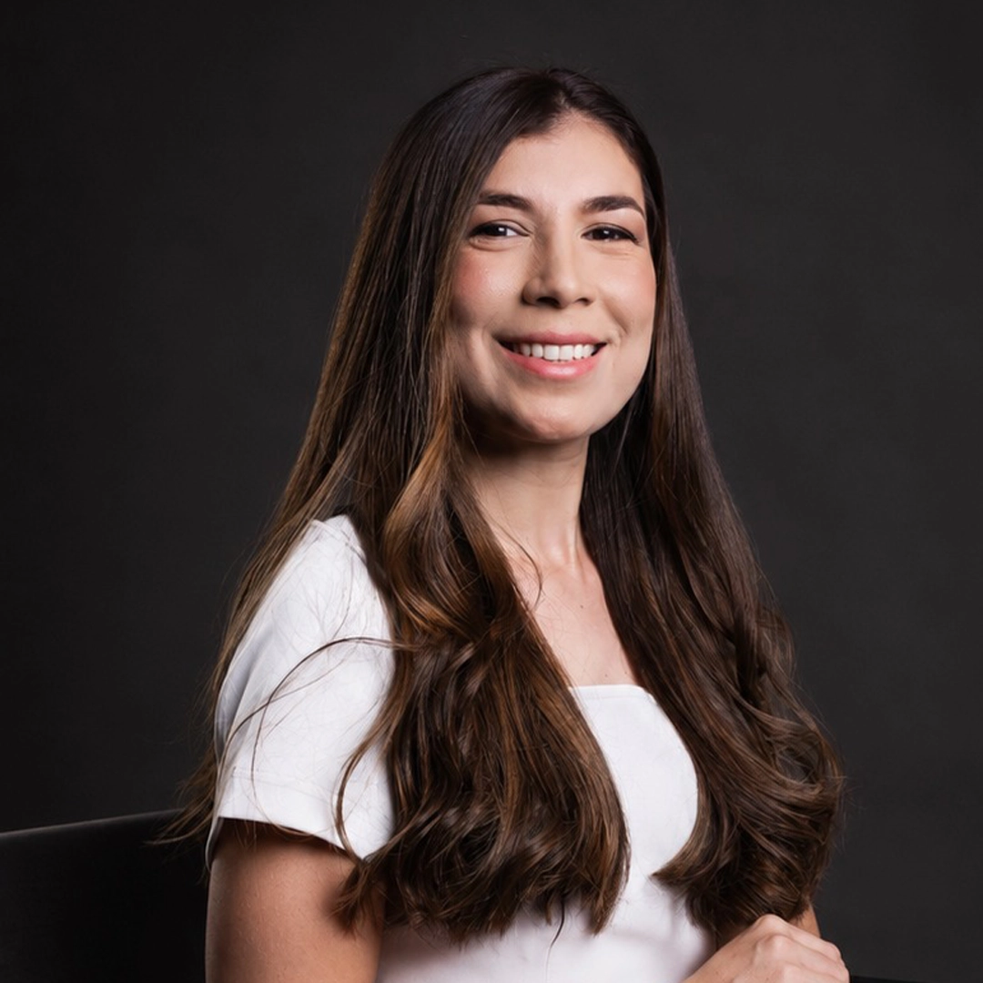 Dra. Leonoura Gomes